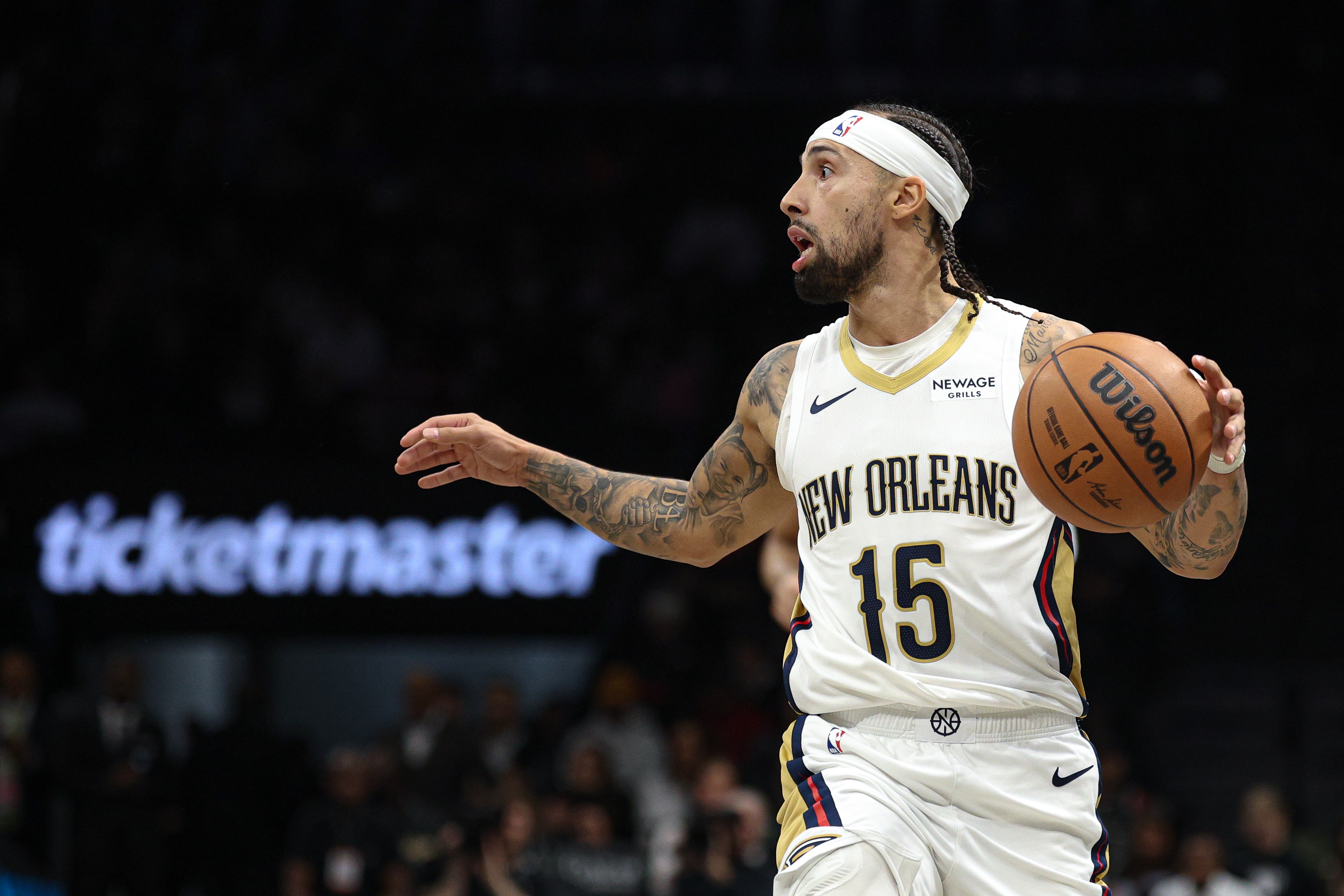 开云入口-美记：尼克斯对老6感兴趣 他能防但他会让球队后场尺寸变得更小