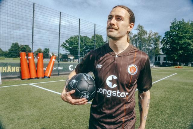 开云体育官网-澳洲旅欧暗潮涌动：新核登陆德乙 1号国门欲投西甲